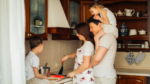 Best Ways In Which You Can Use This Self-Quarantine Time For Family Bonding